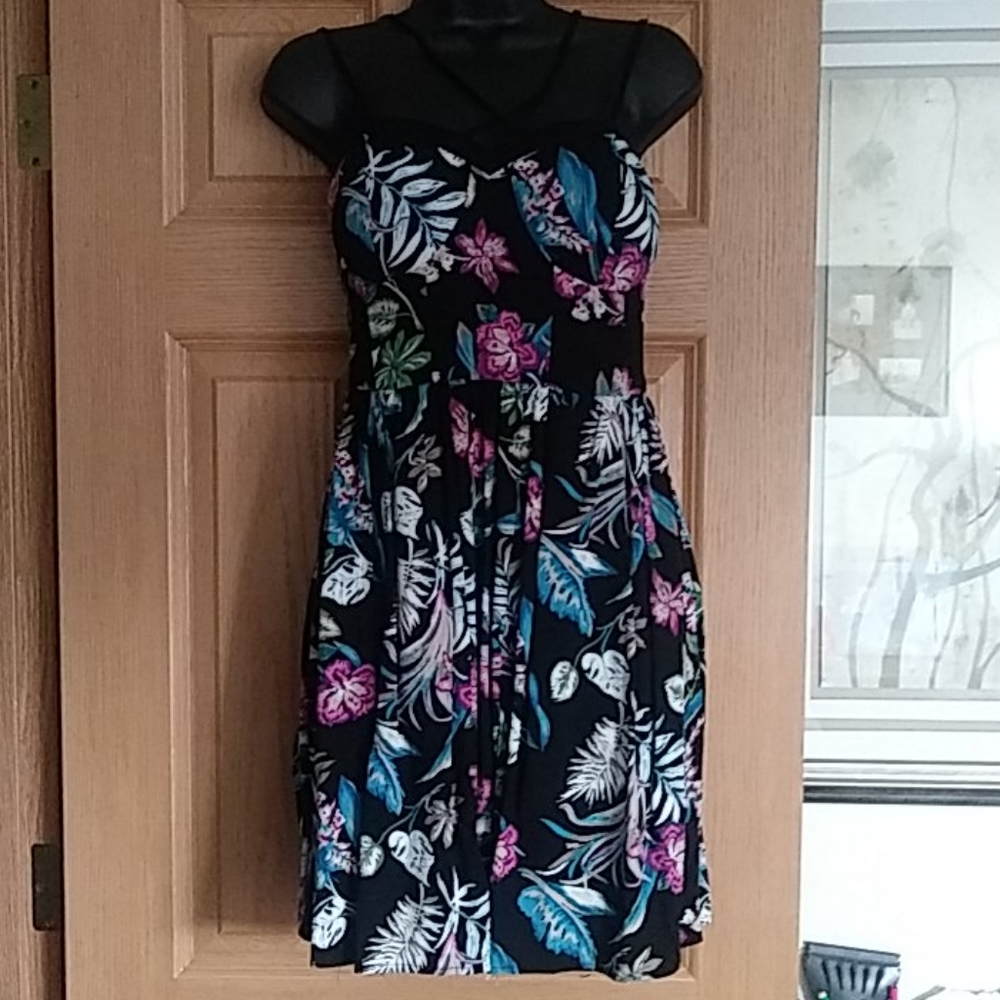 Xhilaration size medium summer dress